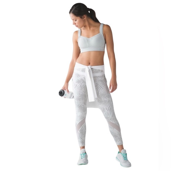 Lululemon Inspire Tight II, Size 10, Palm Camo White Nimbus 🏃♀️➡️ - Picture 3 of 16